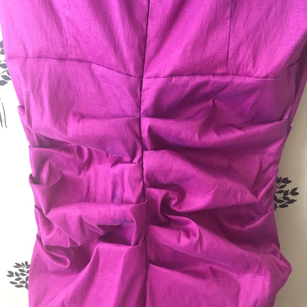 London Times beautiful magenta cocktail dress, size 8 - Picture 2 of 4